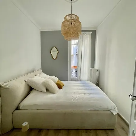 Superbe Deux Pieces Proche Port Et Vieille Apartment